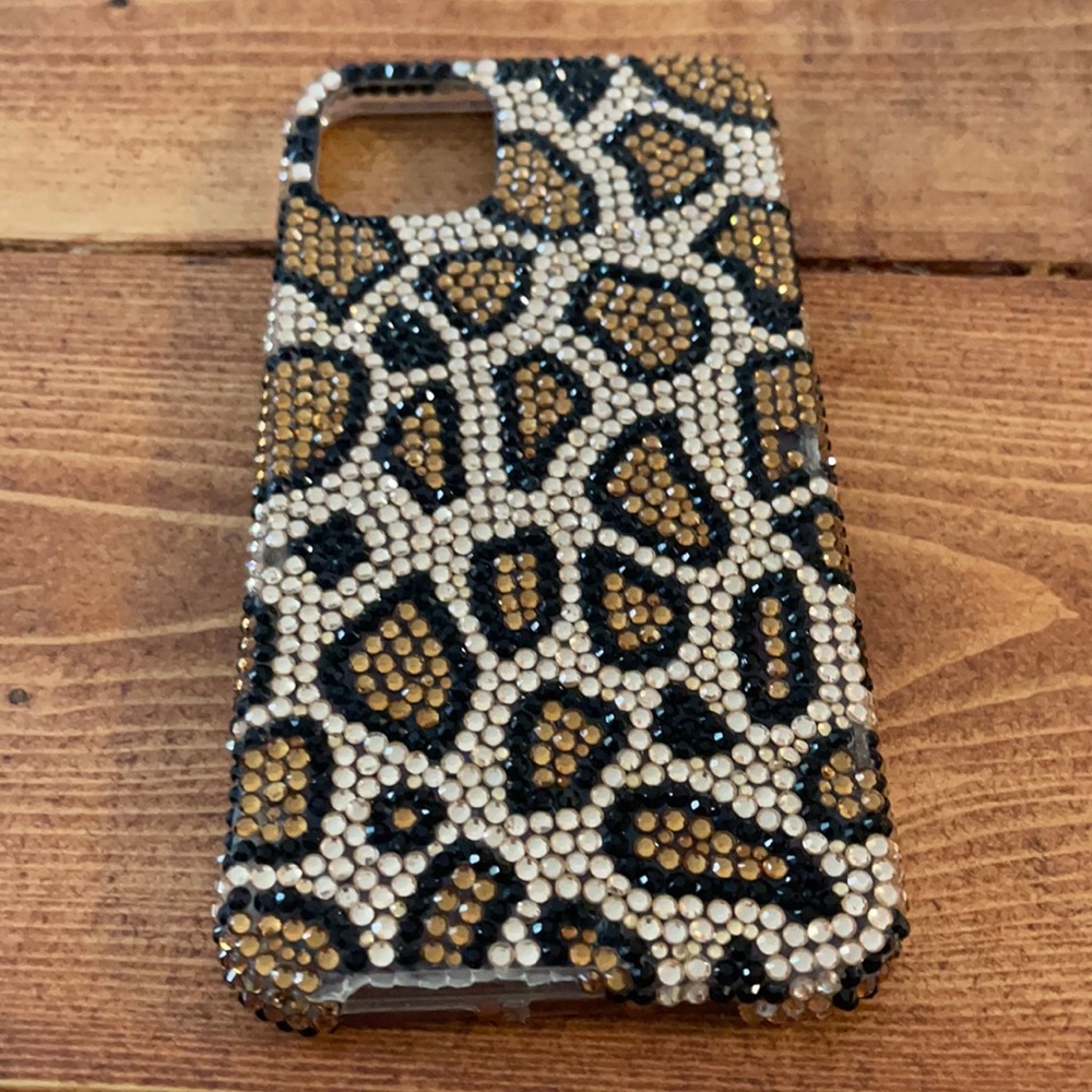 Leopard glittery iPhone 11 Pro Max case